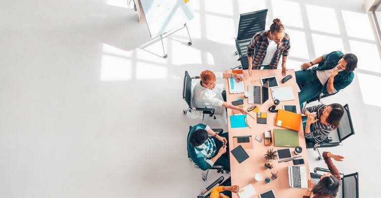 Transform Your Office Space: Exploring Office Furniture and Accessories in Pakistan